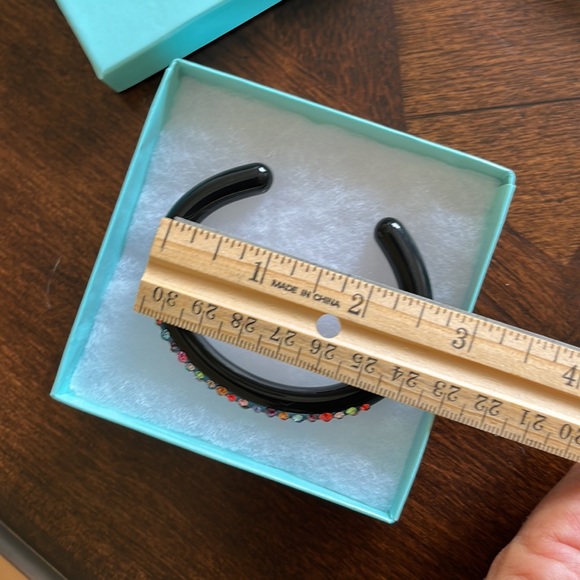 Diaphani w/ multi color Swarovski  Lucite bracelet - Picture 4 of 4